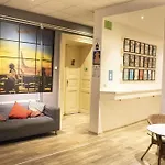 Hostel Onefam Praha