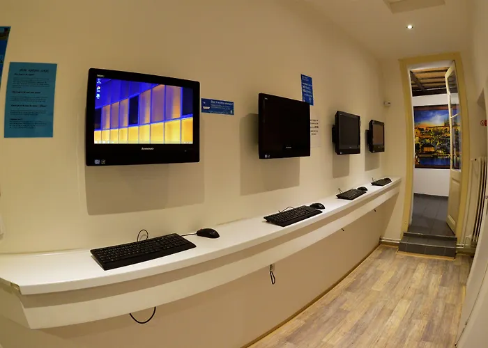 אכסניה Onefam *